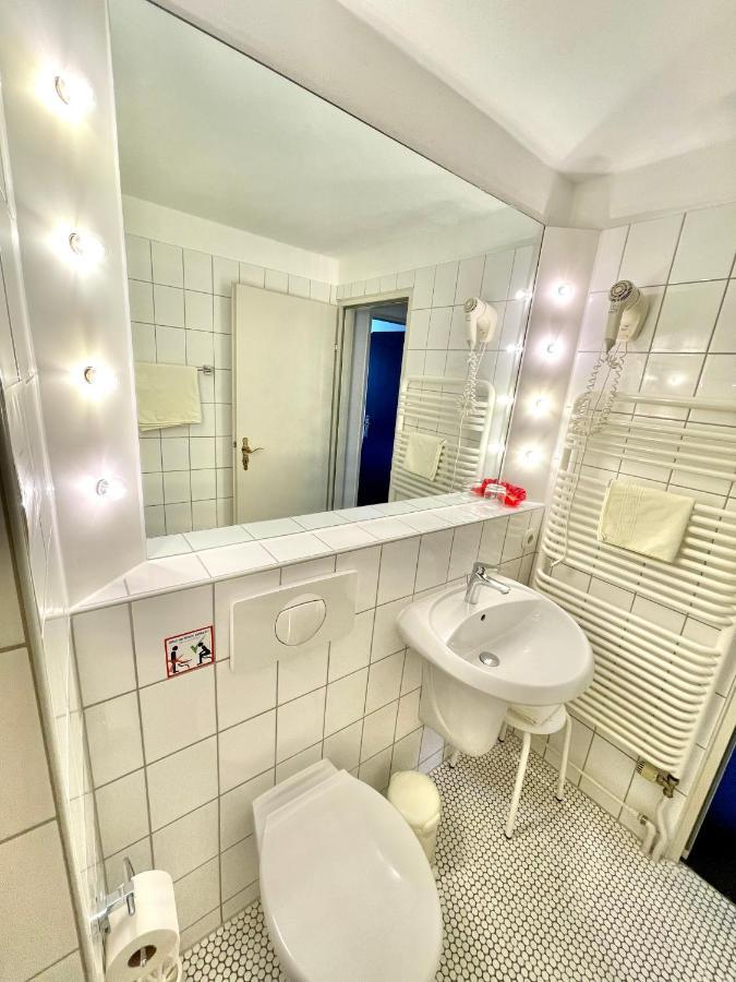 Hotel Pension Linz Buehl  Ngoại thất bức ảnh